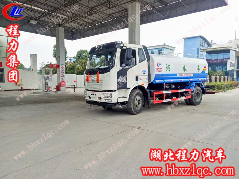 2019/06/27/，胡總在程力集團(tuán)自提一輛14方解放J6灑水車，單號(hào)：25199/70129